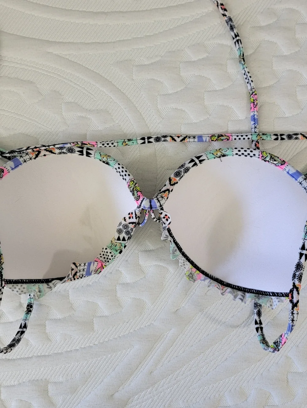 Victoria's Secret Fabulous underwire bikini top multi-colored Geometric Size 34C - Picture 6 of 9